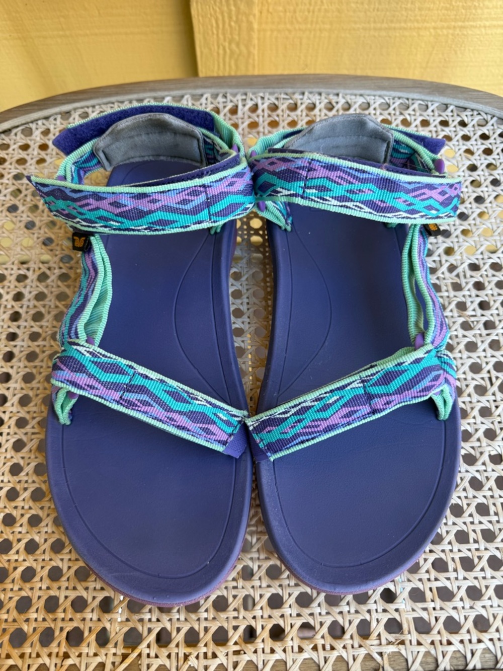 Teva Hurricane XLT 2 Sandals Women’s size 6 Purple Teal